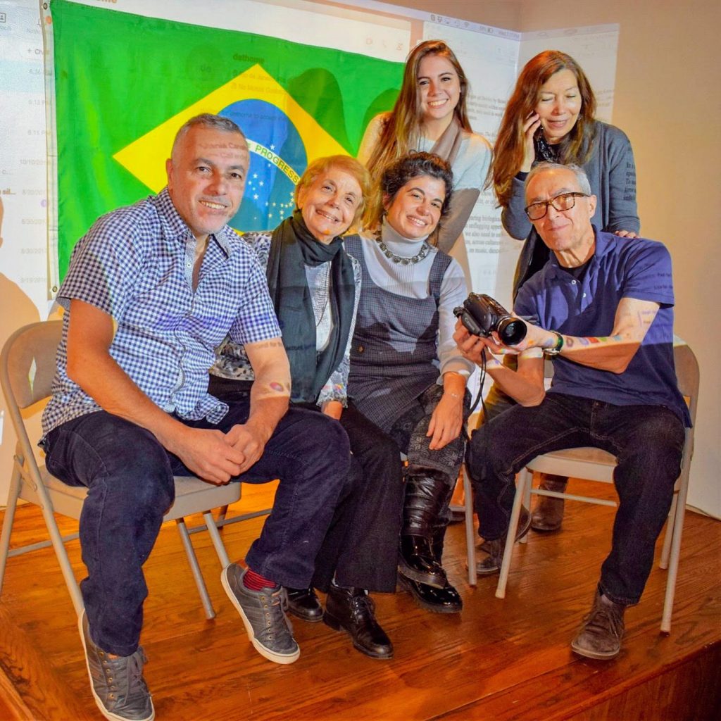 Foto26 Quarta Literaria Escritora brasileira lança livro em Nova York