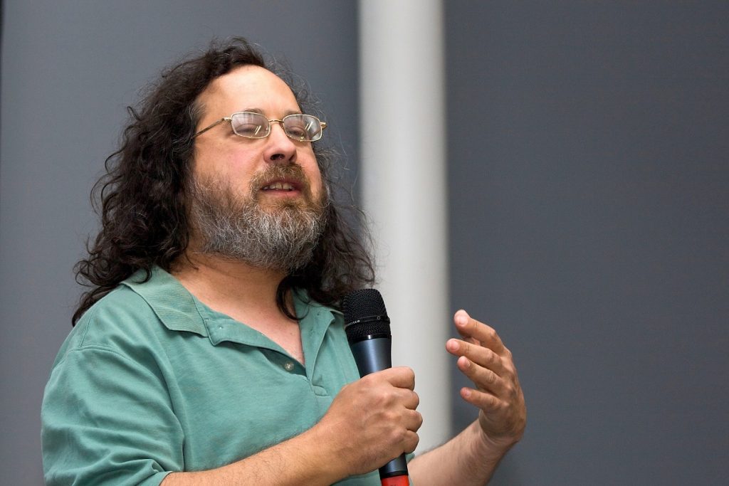 Foto31 Richard Stallman Celulares espiam e transmitem conversas, mesmo desligados, alerta analista