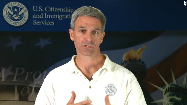 Diretor do USCIS Ken Governo Trump dificultará aprovação de Green card para imigrantes