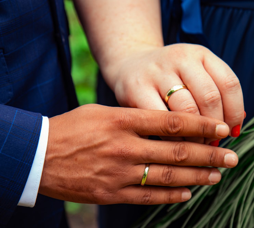 Foto16 Casamento falso Americana assume ter casado para “vender green card”