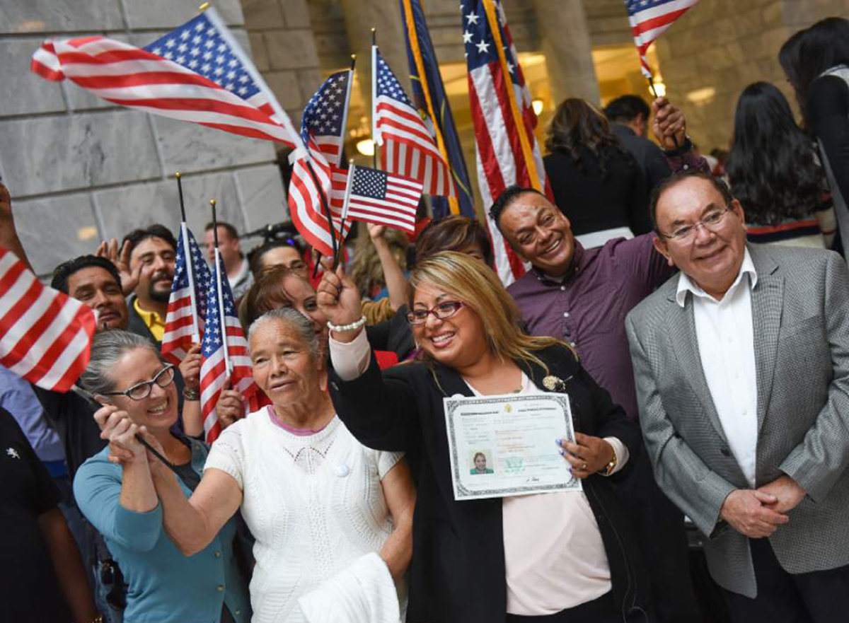 Foto23 Cerimonia de naturalizacao EUA atualiza “tempo de presença nos EUA” na aplicação para cidadania